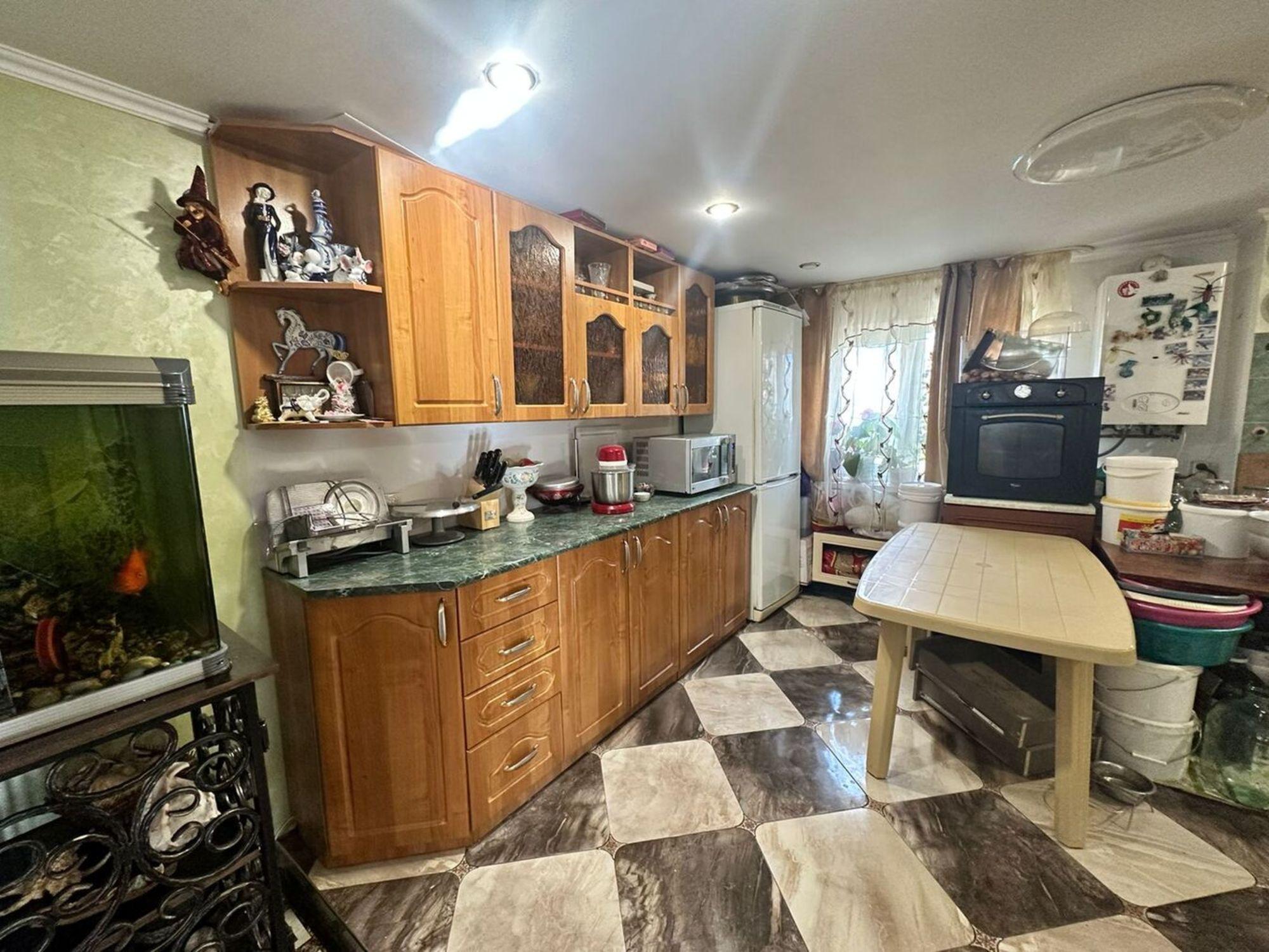 Купить дачу, дом, коттедж за 18 990 000 рублей на улица Космонавтов