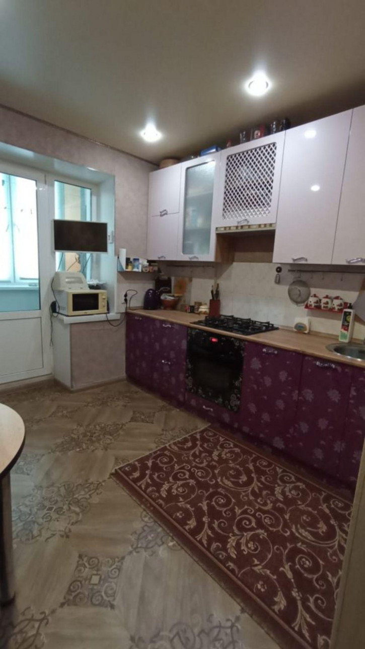 2-комн квартира Заводская ул, 8
