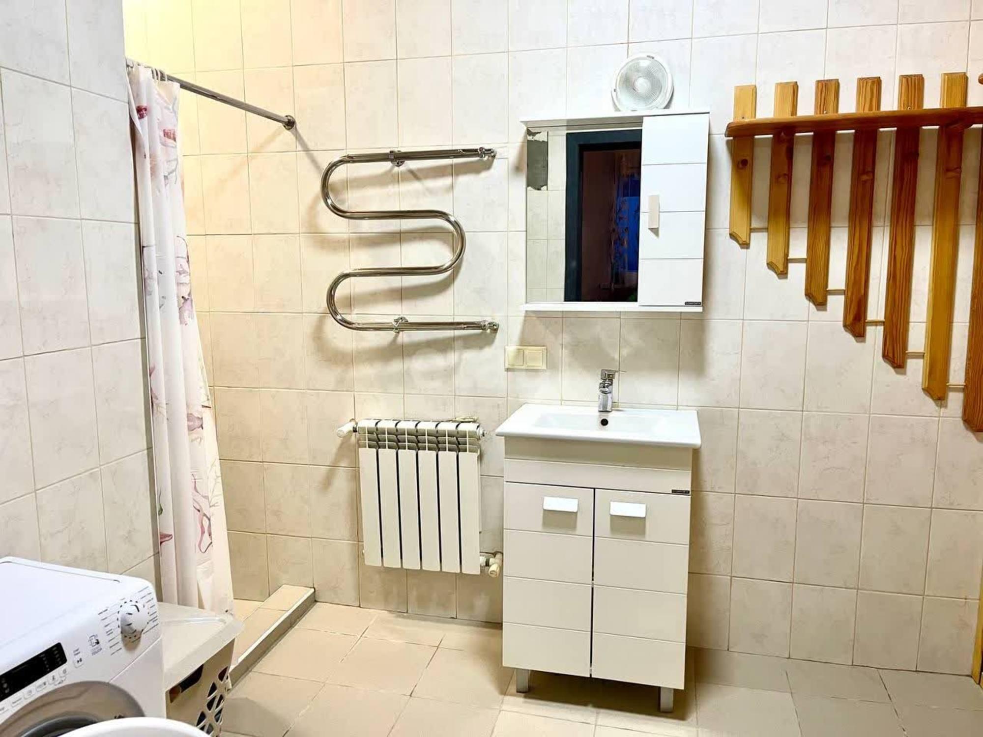 Купить дачу, дом, коттедж за 16 000 000 рублей на 1-ая Рябиновая