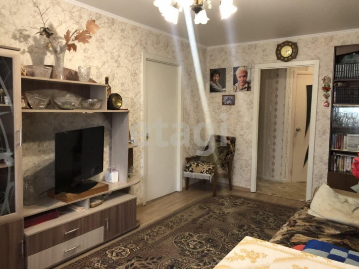 2-комн квартира Октябрьская улица