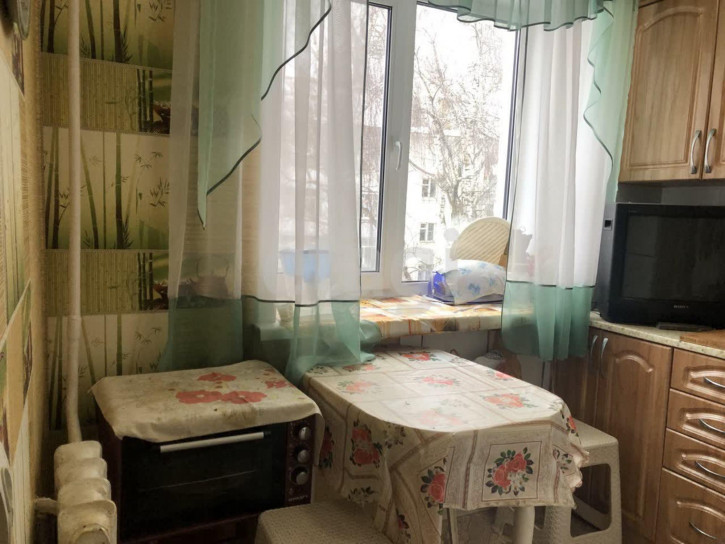 2-комн квартира Октябрьская улица