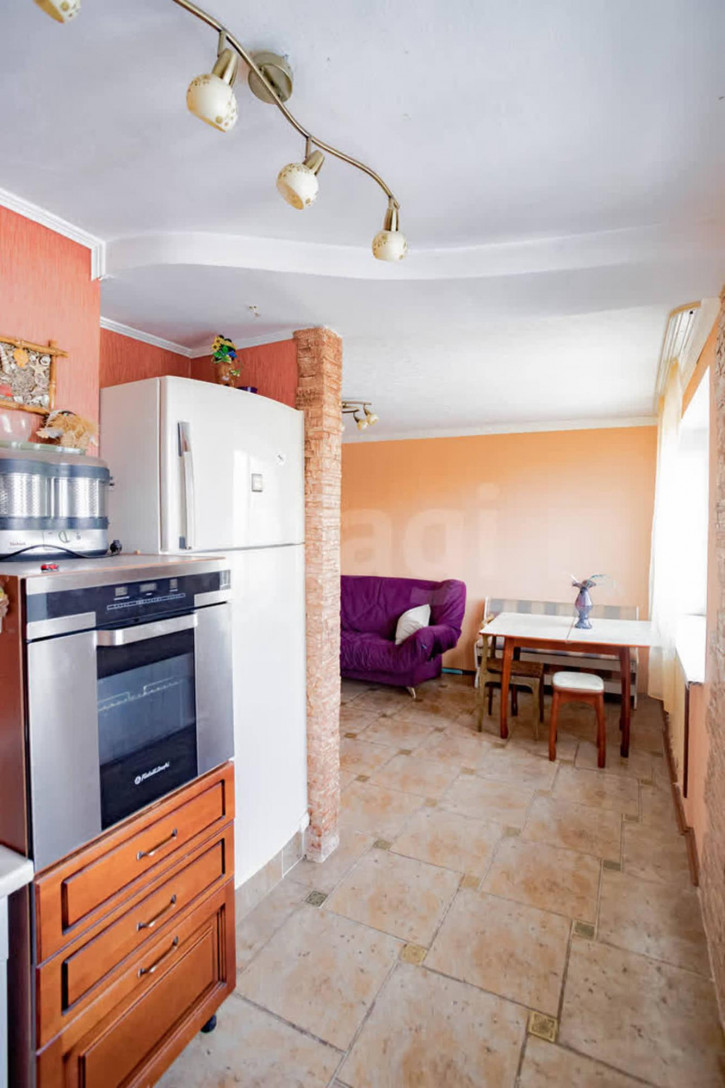 3-комн квартира улица Маяковского, 24