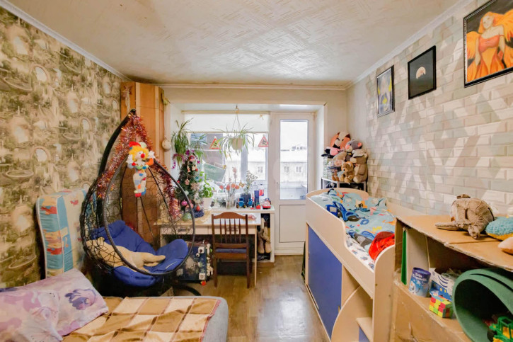 2-комн квартира улица Казакова, 13