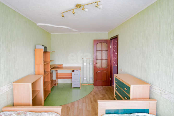 3-комн квартира улица Маяковского, 24