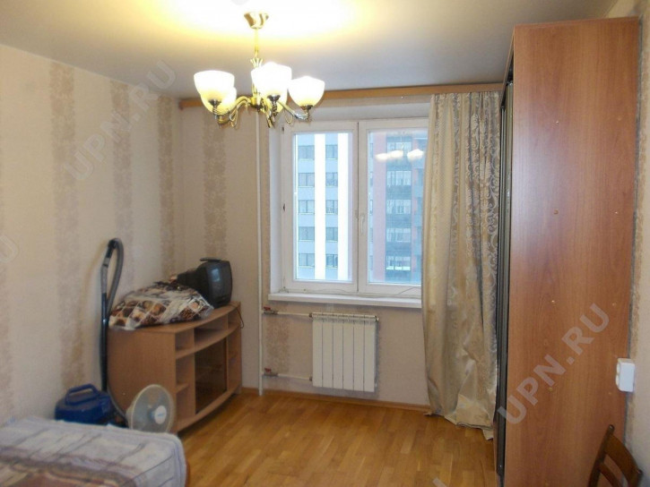 2-комн квартира азина, 23