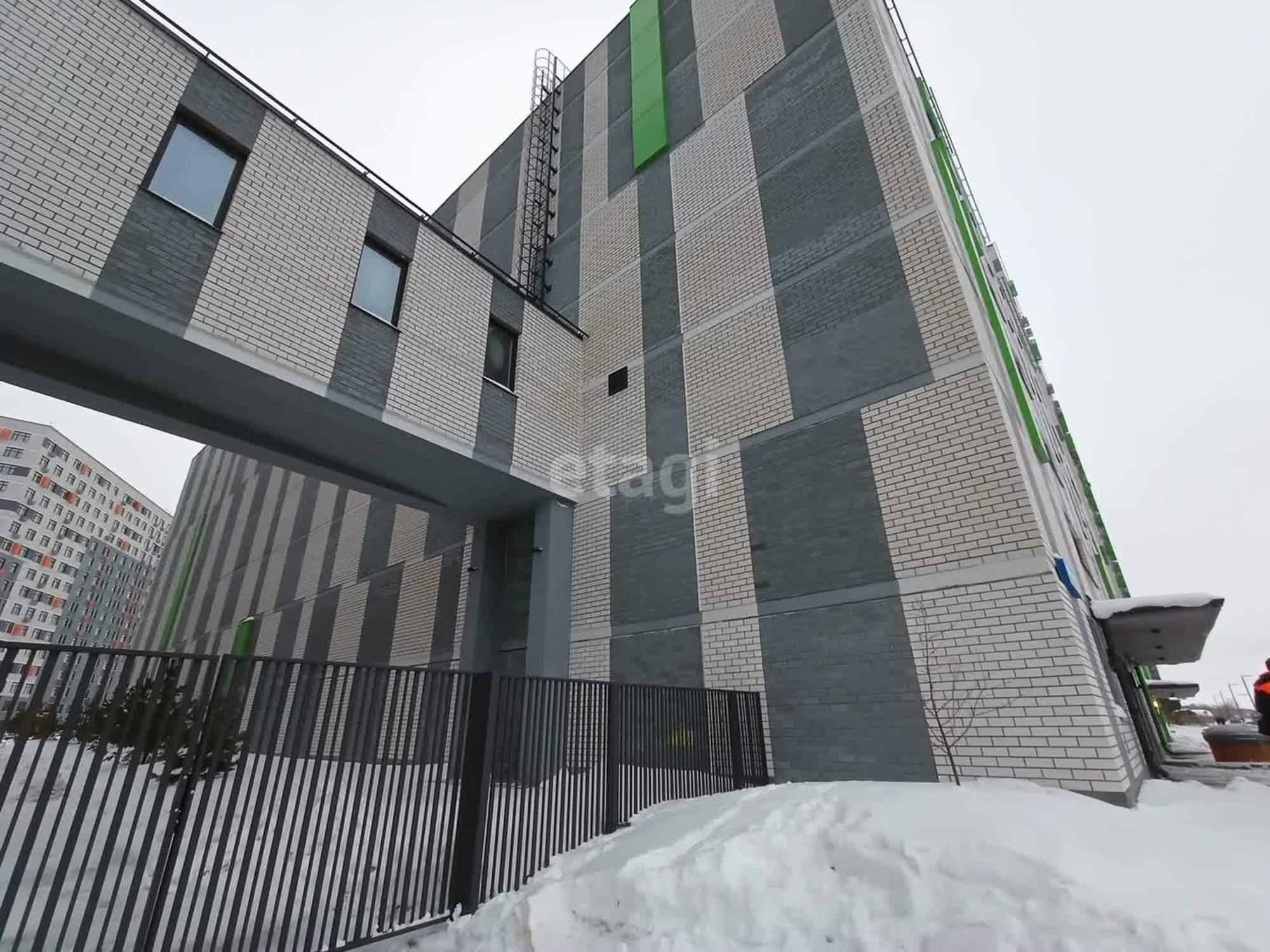 Купить гараж, место в паркинге за 310 000 рублей на Первооткрывателей 12