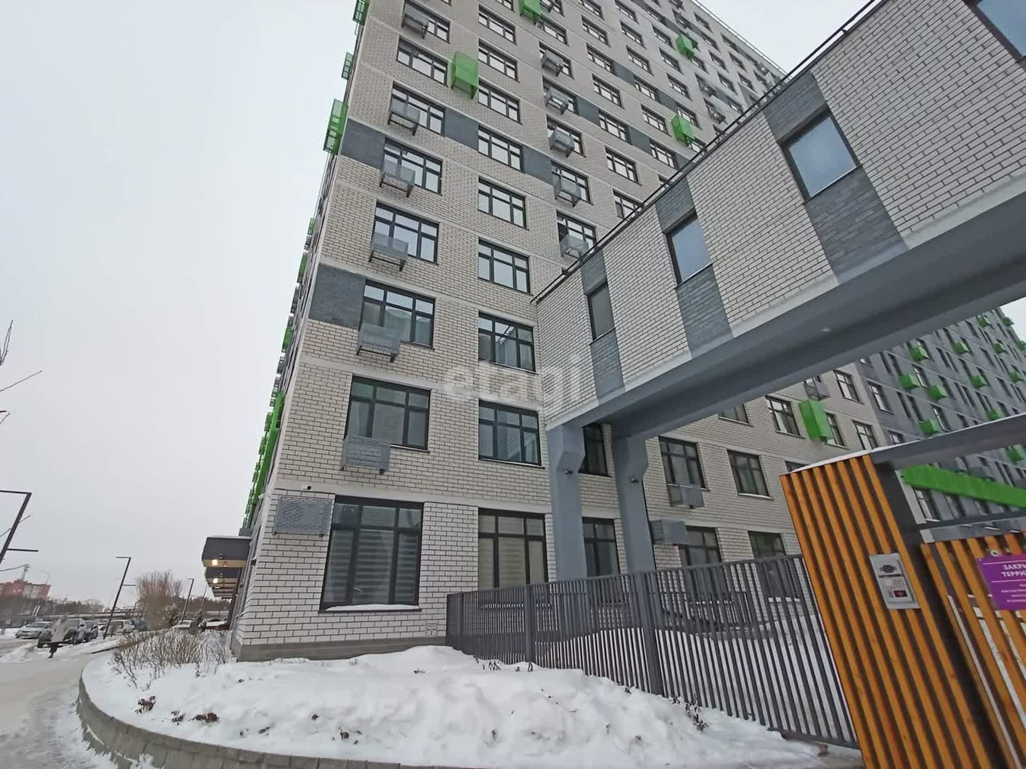Купить гараж, место в паркинге за 310 000 рублей на Первооткрывателей 12