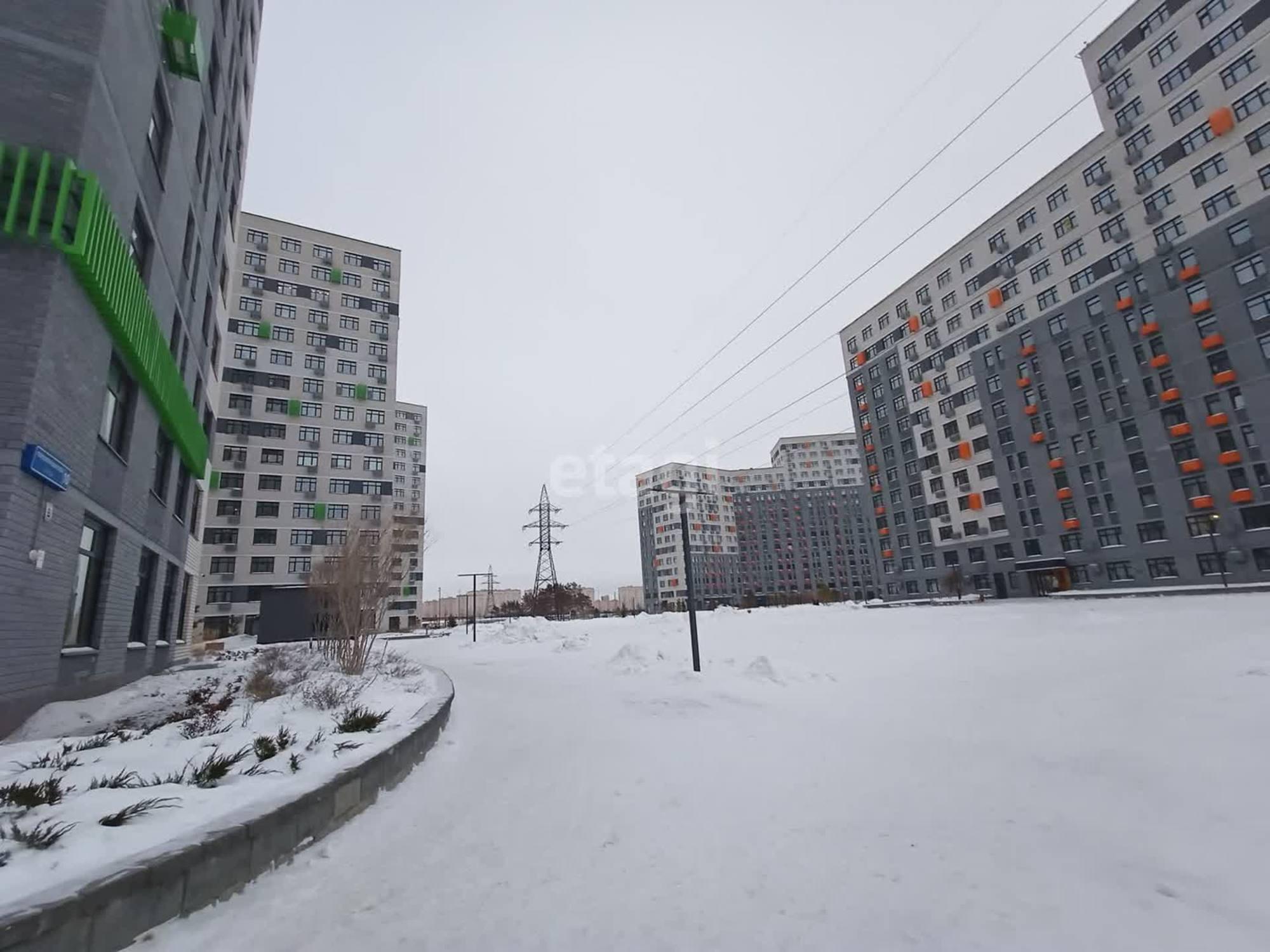 Купить гараж, место в паркинге за 310 000 рублей на Первооткрывателей 12