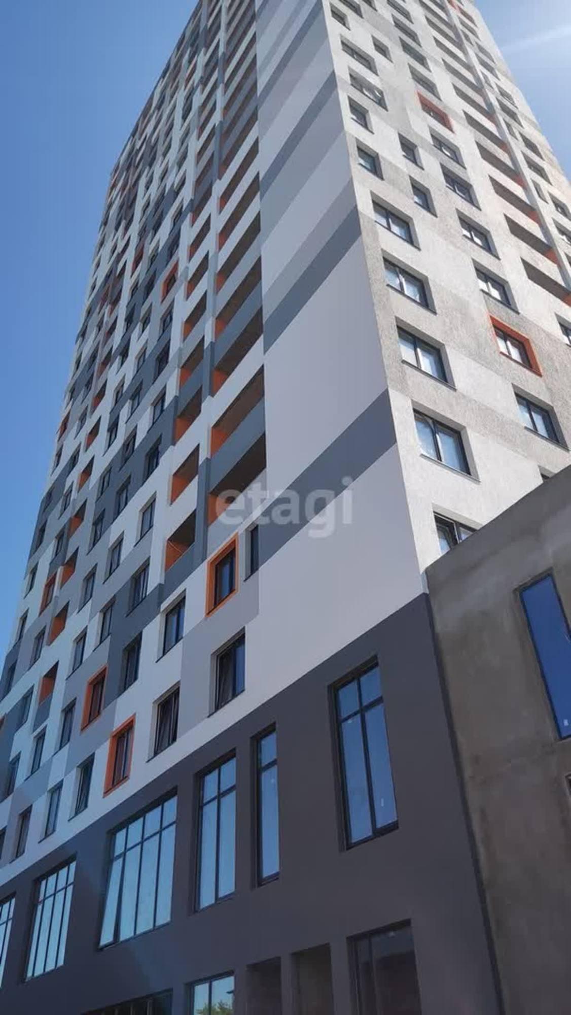 Купить квартиру за 4 100 000 рублей на Менжинского, 60