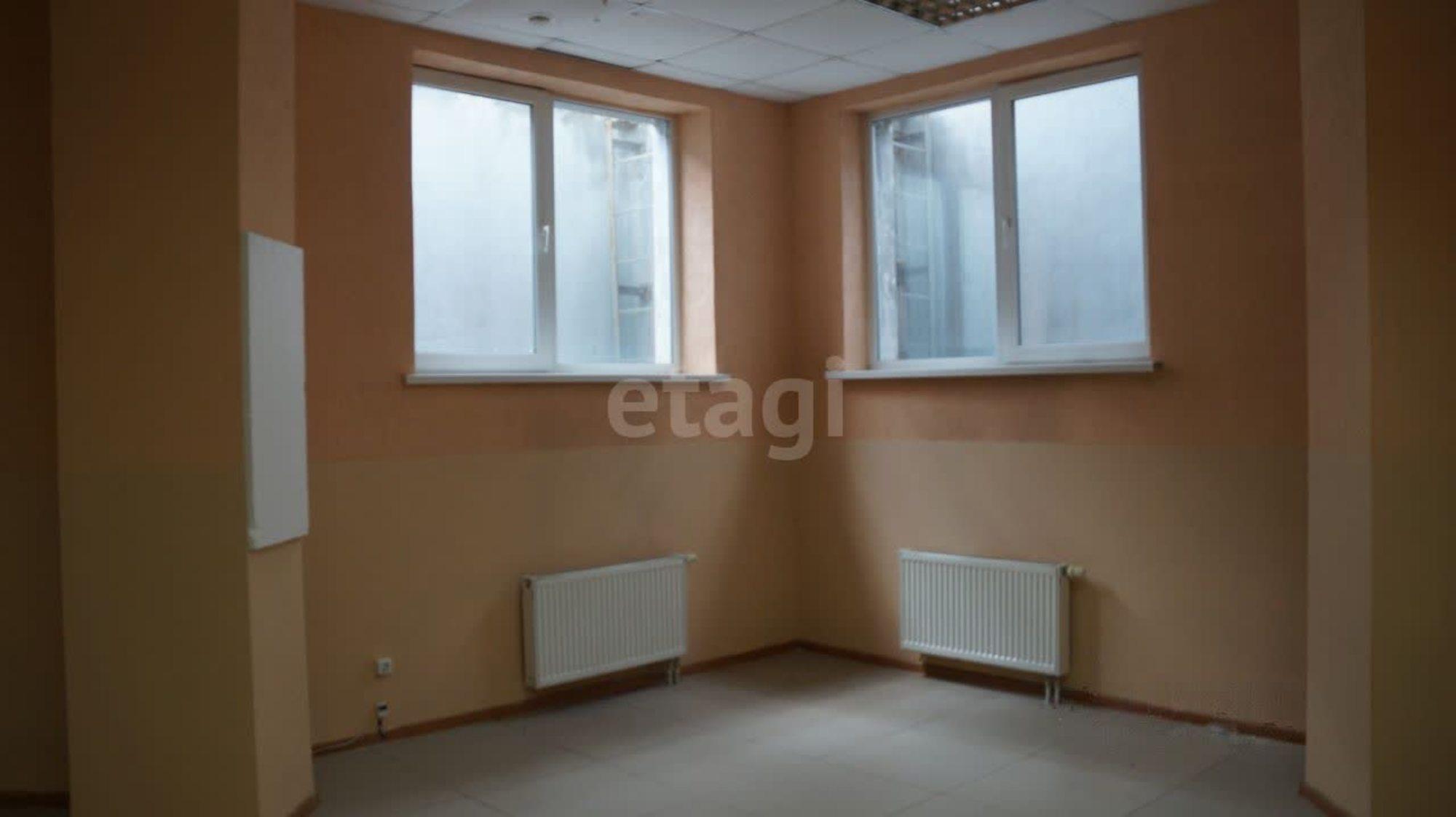 Купить офис, помещение под офис за 7 765 000 рублей на Екатеринбург