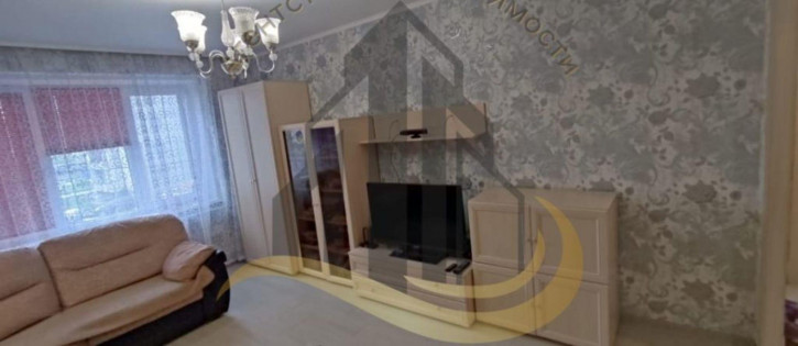 4-комн квартира Конева мкр, 13
