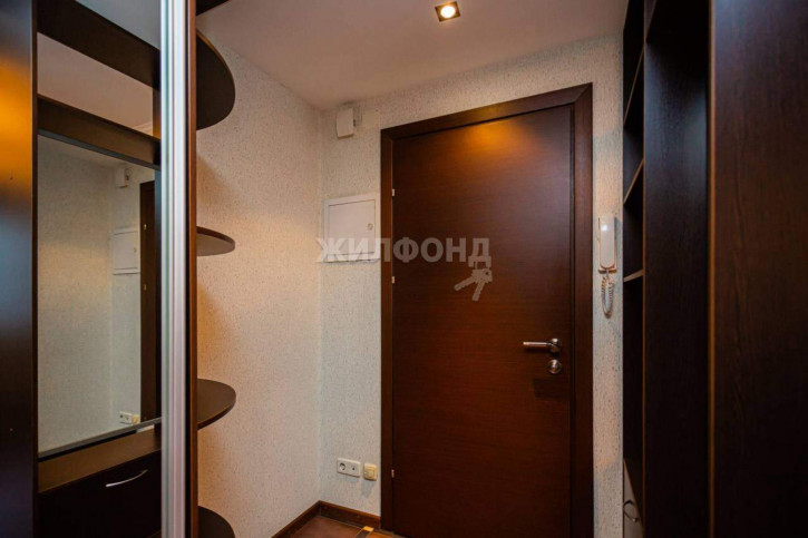 2-комн квартира Запорожская улица, д.41