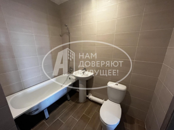 3-комн квартира в новом доме Серебристая улица, 7