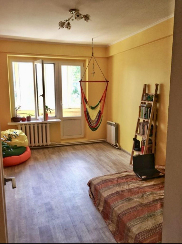 2-комн квартира Украинская ул, 61
