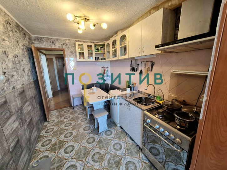 3-комн квартира Крайнего ул, 2