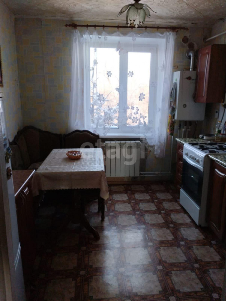 3-комн квартира Школьная, 11