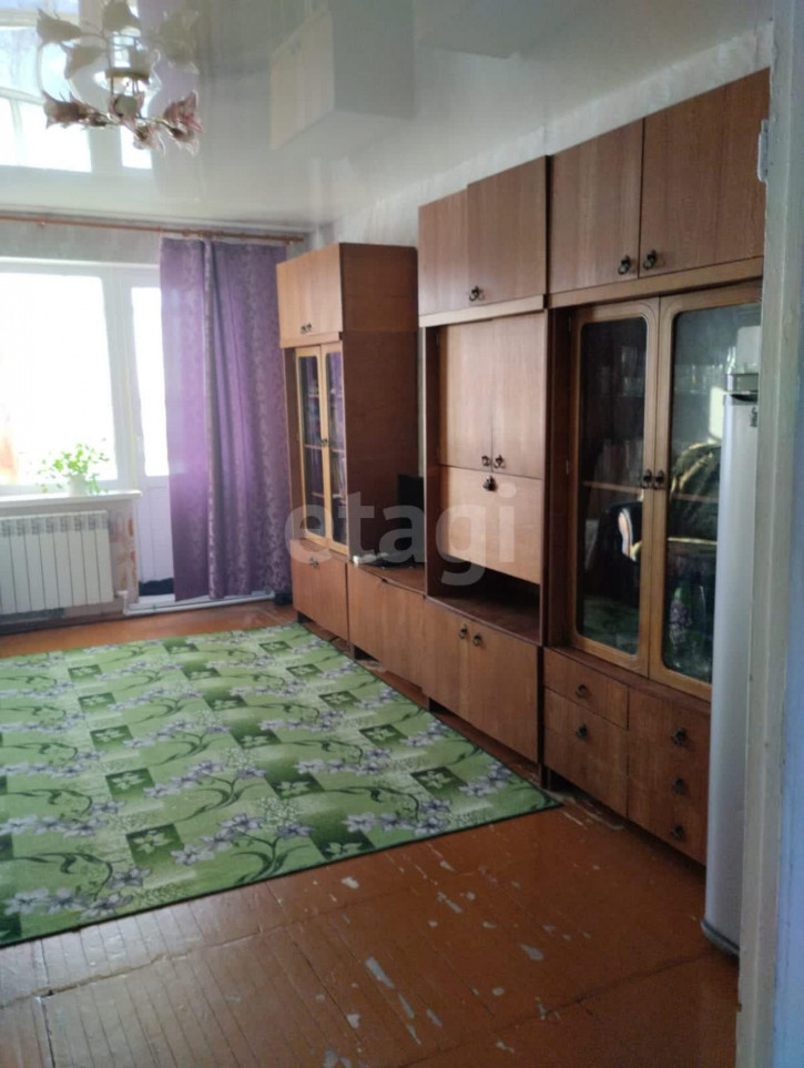3-комн квартира Школьная, 11