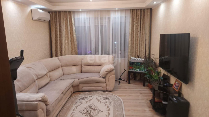 3-комн квартира Дианова, 30