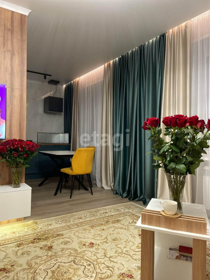 2-комн квартира Хохрякова, 32