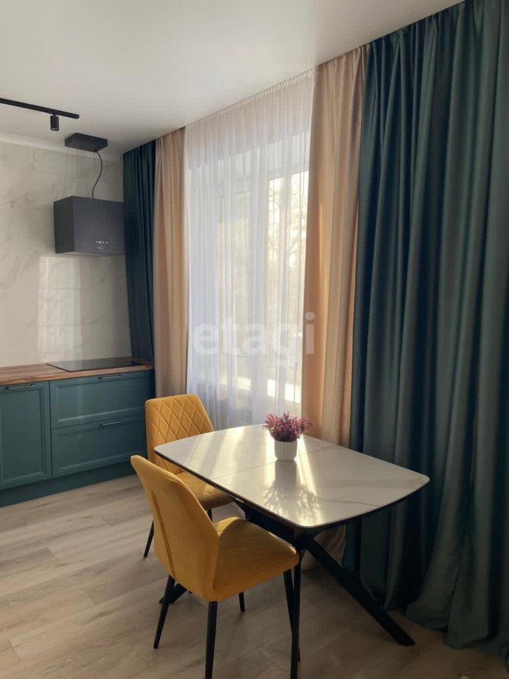 2-комн квартира Хохрякова, 32