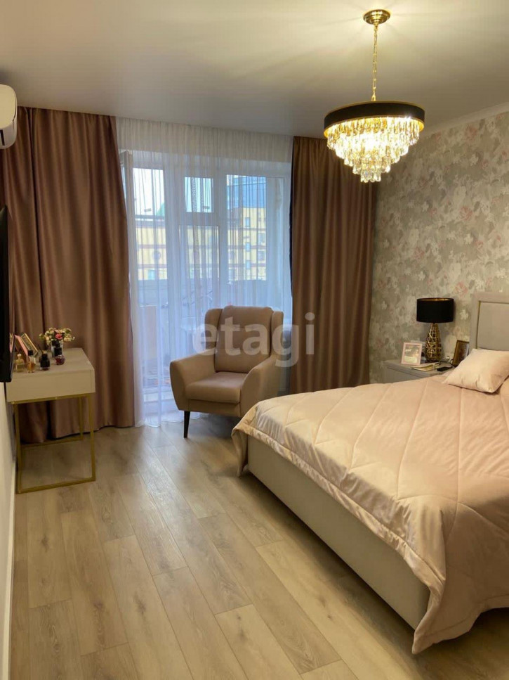 2-комн квартира Хохрякова, 32