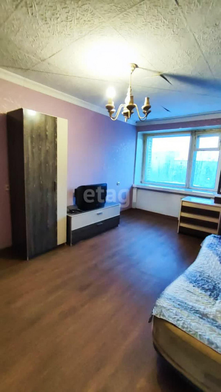 1-комн квартира Республики, 214