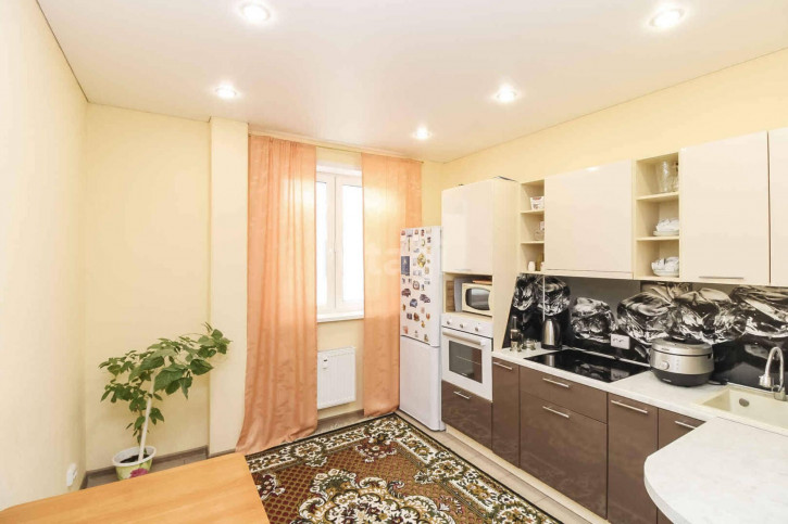 2-комн квартира Парада Победы, 13