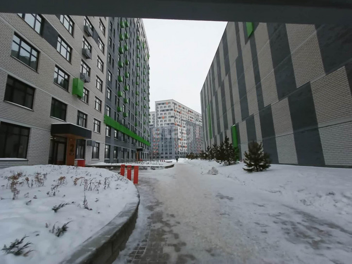 Гараж/парковка Первооткрывателей 12