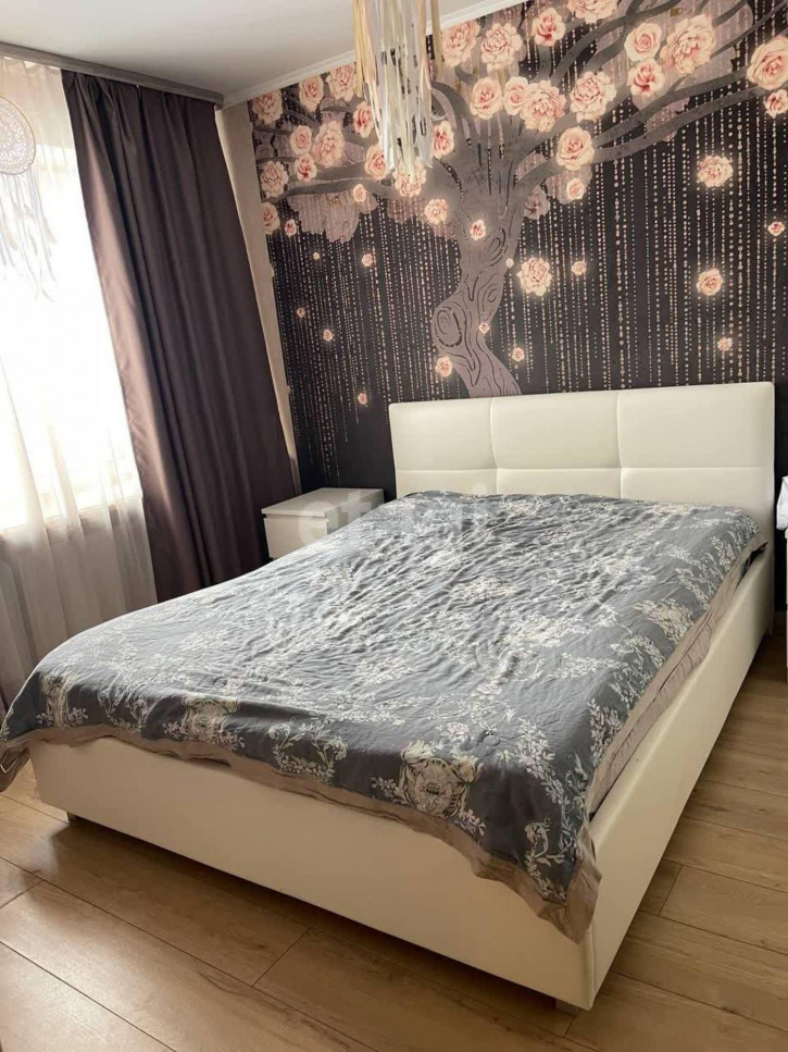 2-комн квартира Эрвье, 30/4