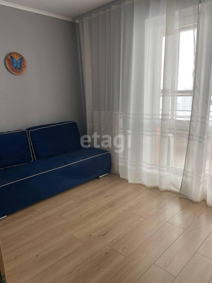 2-комн квартира Эрвье, 30/4