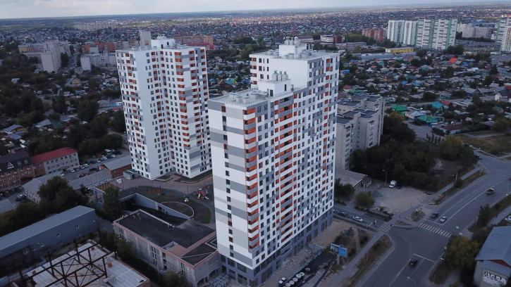 Студия Менжинского, 60
