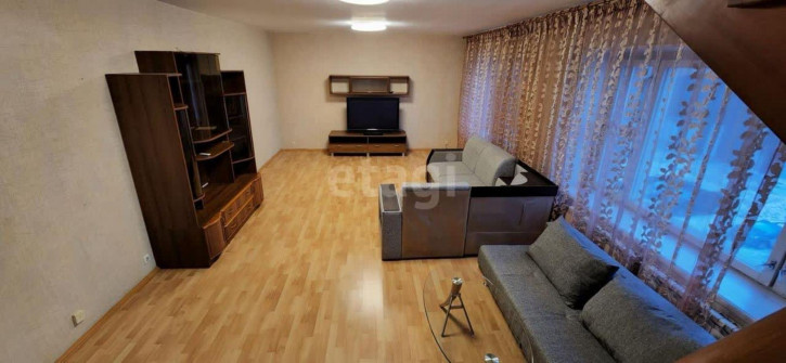 3-комн квартира Малышева, 3