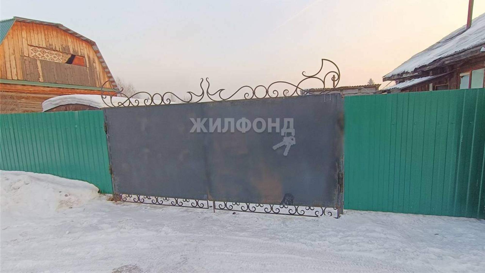 Купить дачу, дом, коттедж за 3 200 000 рублей на Зеленая улица