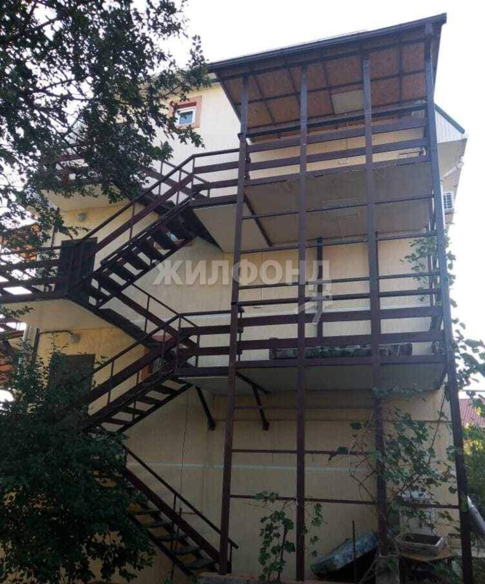 Купить дачу, дом, коттедж за 14 700 000 рублей на Ветеранов улица