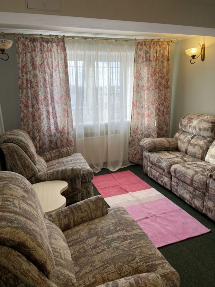 5-комн квартира Циолковского улица, 1А