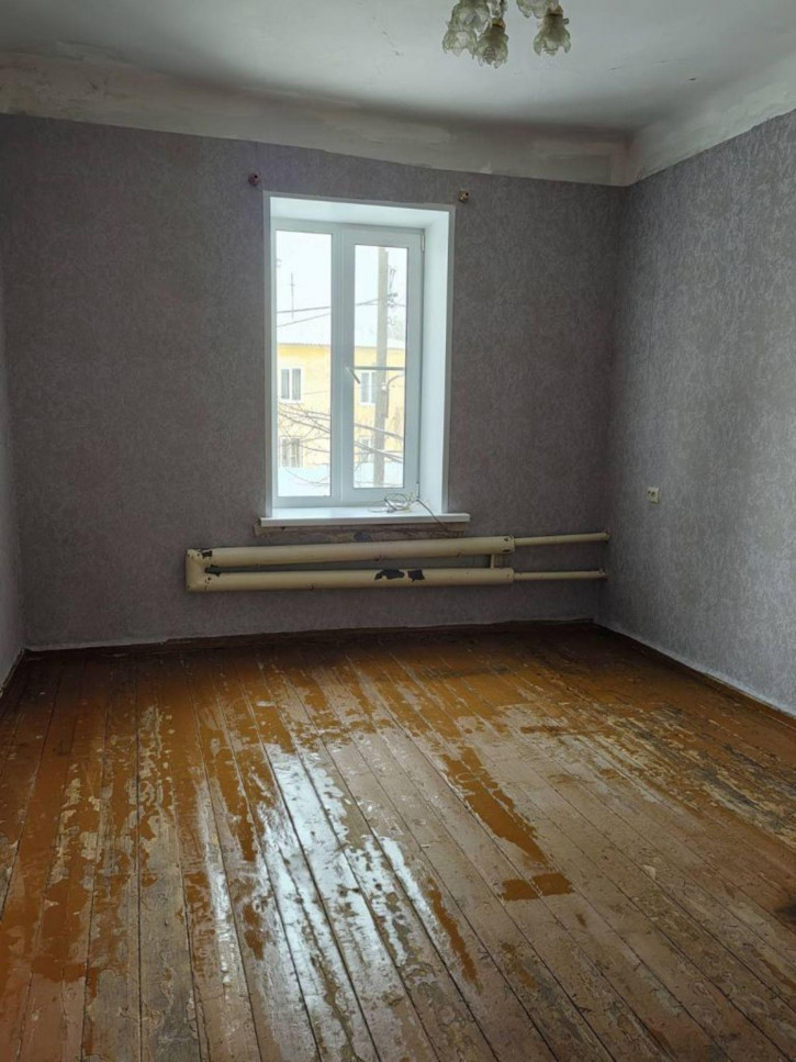 3-комн квартира Свирская ул, 4