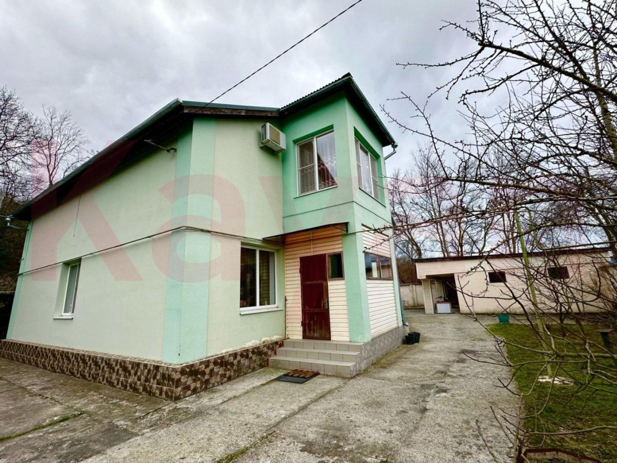 Купить дачу, дом, коттедж за 30 000 000 рублей на Виноградная ул.