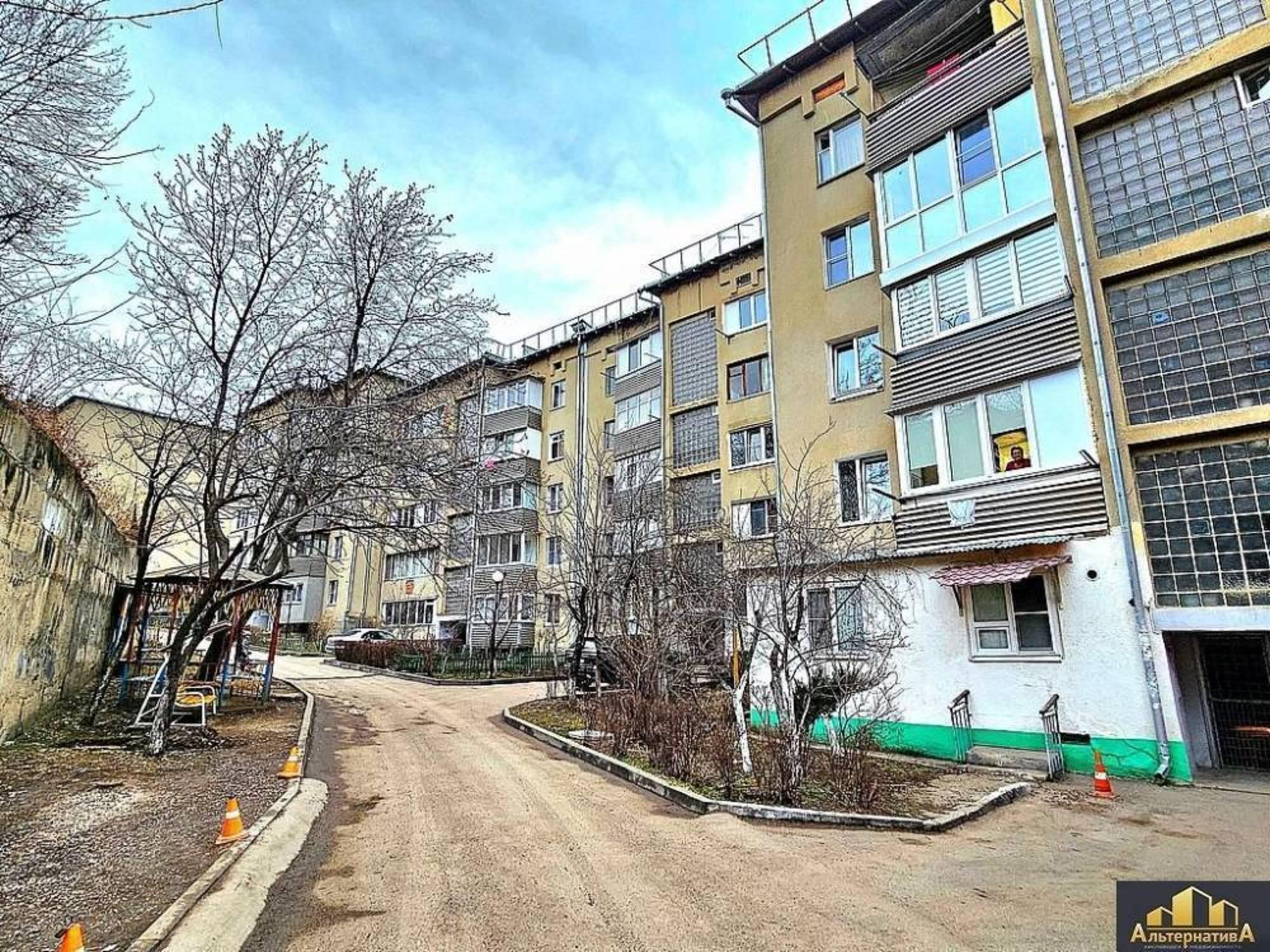 Купить квартиру за 7 200 000 рублей на Зеркальный пер.