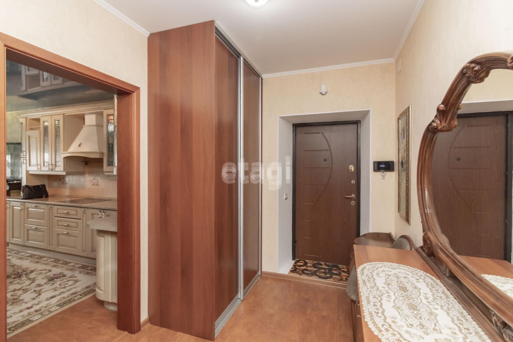 Купить квартиру за 10 300 000 рублей на Софьи Ковалевской, 6