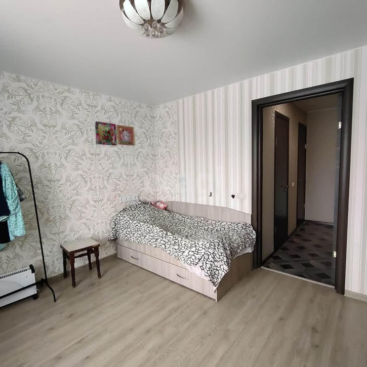 2-комн квартира улица Разина, 55