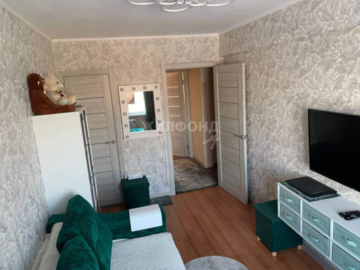 3-комн квартира Железнодорожная улица, д.12