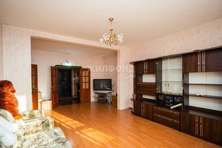 3-комн квартира Кирова улица, д.129