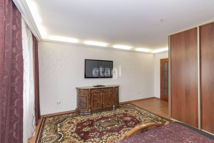 2-комн квартира Софьи Ковалевской, 6