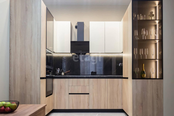 2-комн квартира Первооткрывателей, 10