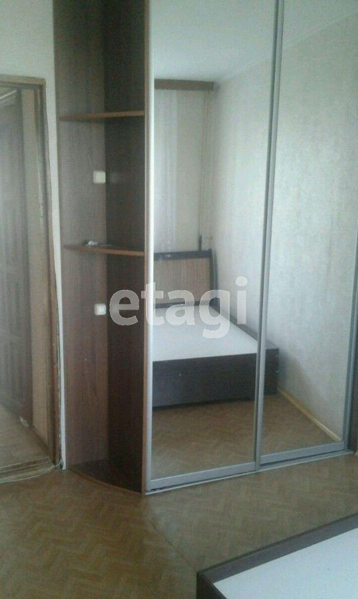 3-комн квартира Моторостроителей, 12