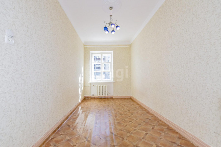 3-комн квартира Индустрии, 41