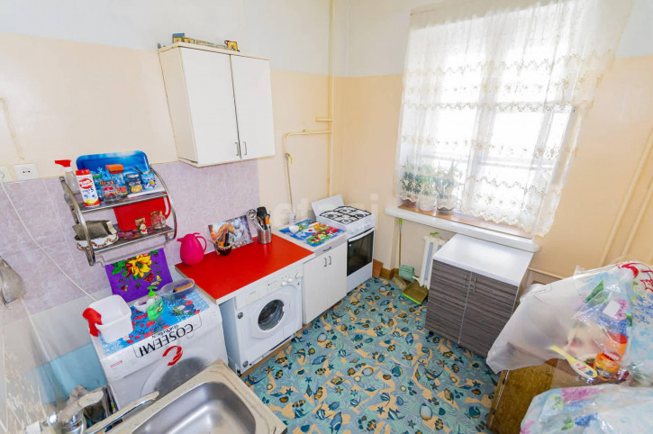 3-комн квартира Индустрии, 41