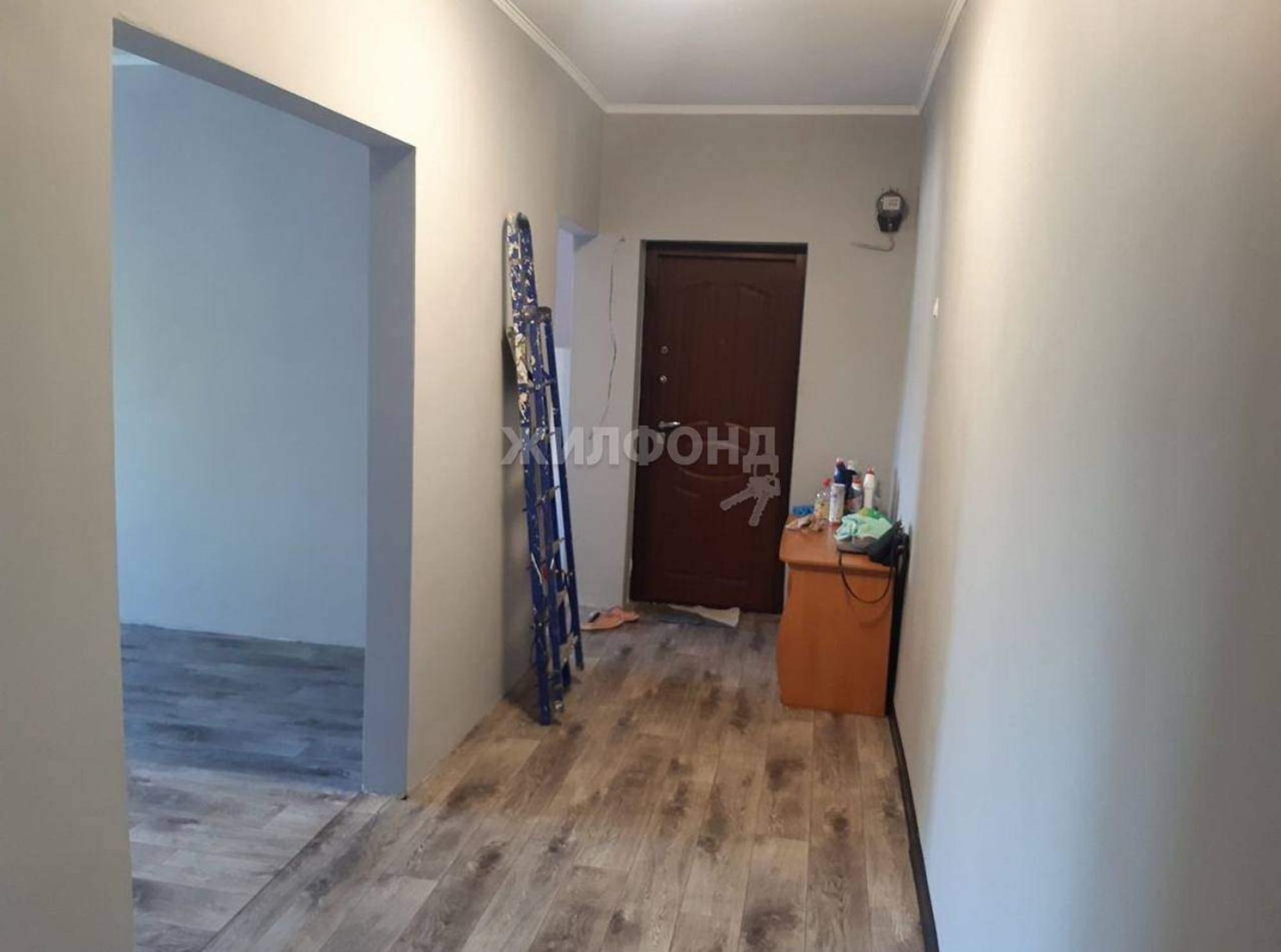 Купить квартиру за 10 500 000 рублей на Рабочая улица, д.250