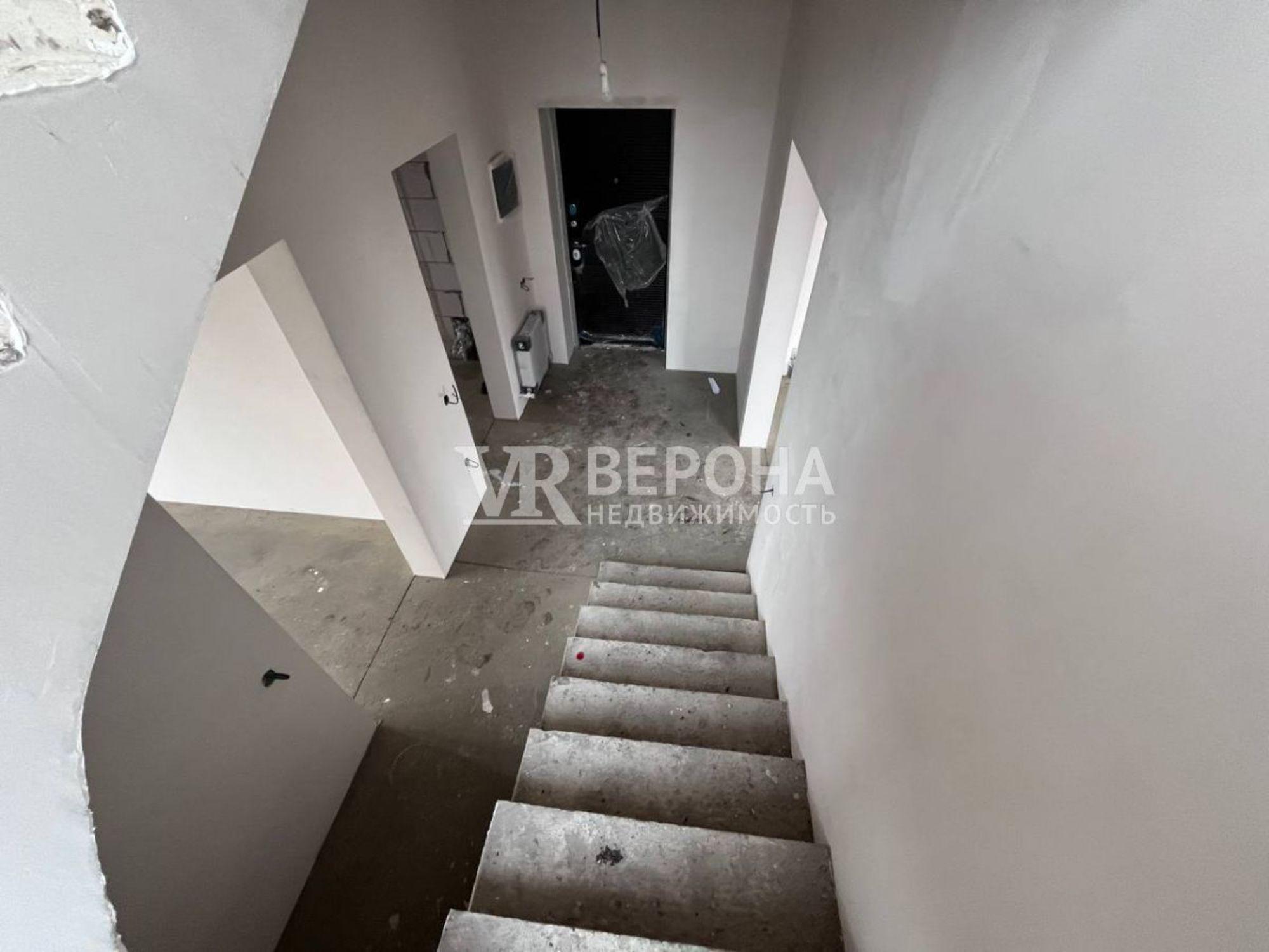 Купить дачу, дом, коттедж за 9 200 000 рублей на Горького ул, 52