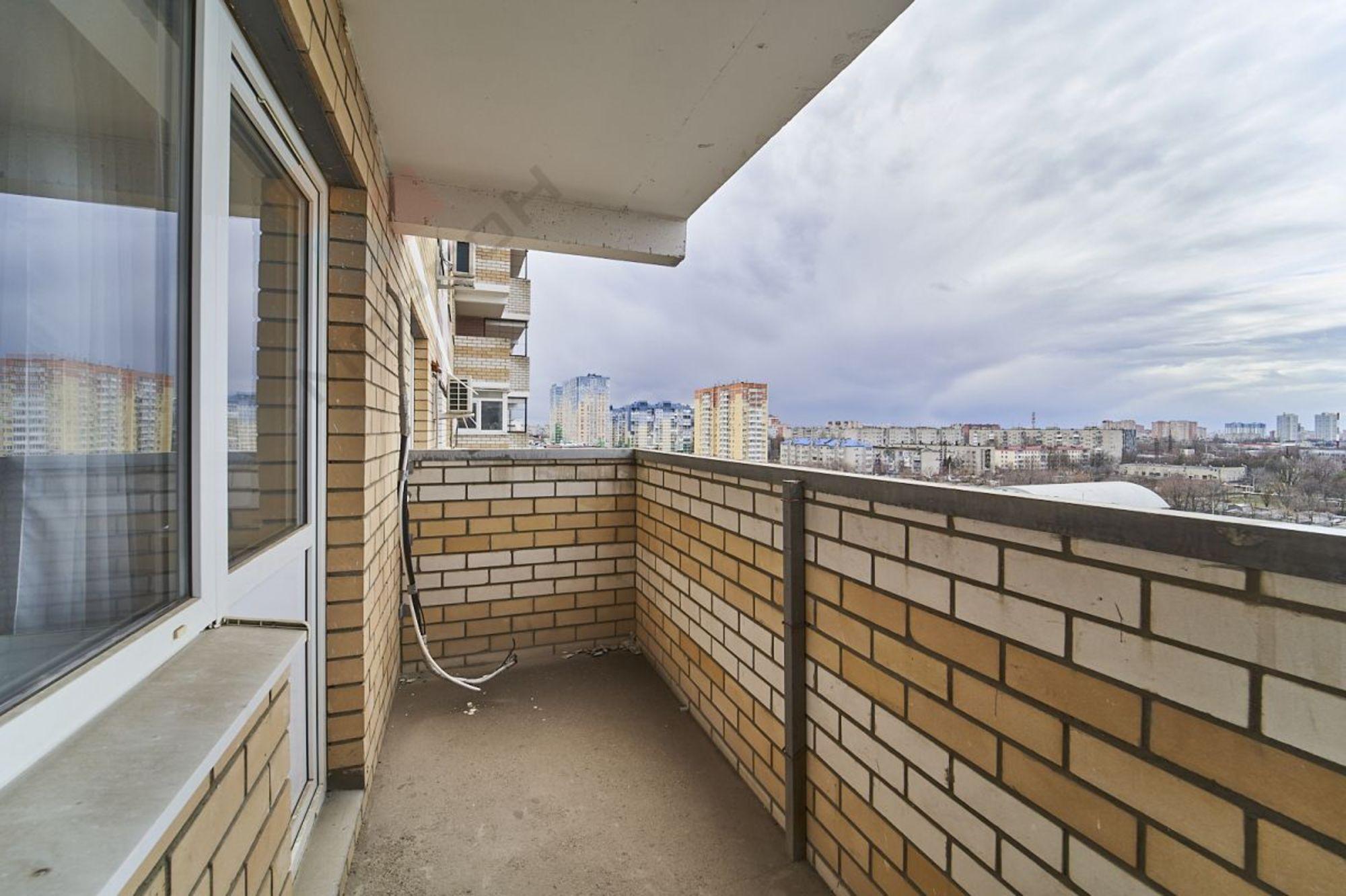 Купить квартиру за 6 100 000 рублей на им. Байбакова Н.К. ул, 21